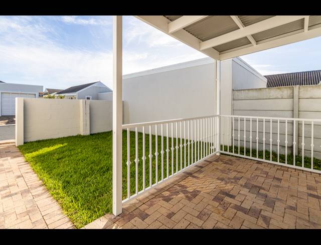 2 BEDROOM FREEHOLD SOLD IN SUNNINGDALE